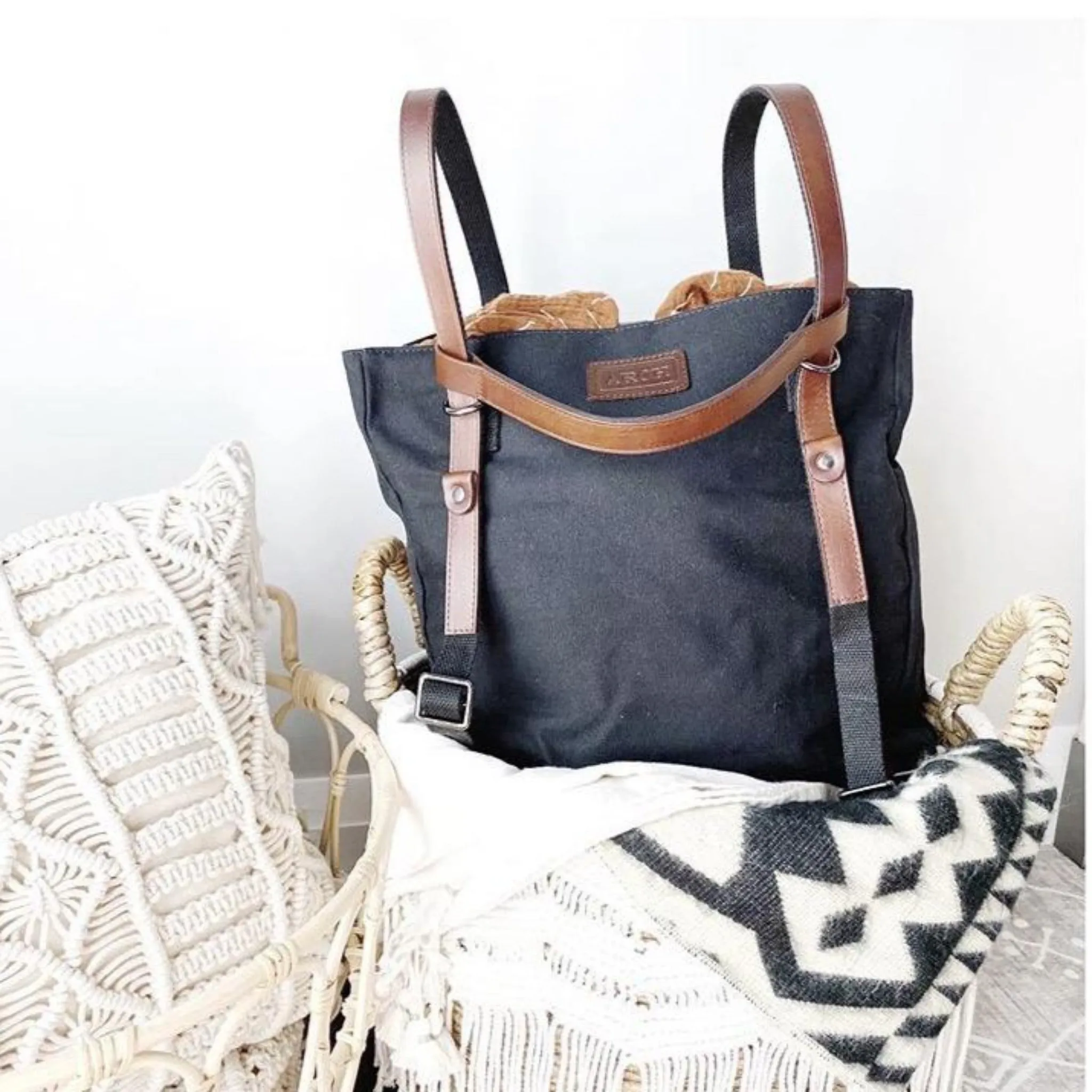 ARCH Ultimate Multitasker - Original Black